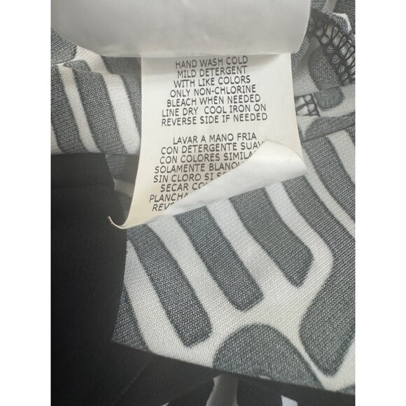 Size 2X 18 20 Tiana B Black & White Geometric Print Shift Dress Summer Plus Size - Picture 7 of 7